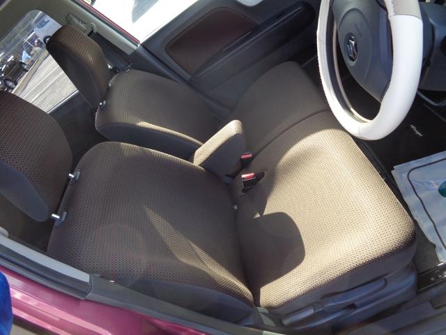 �V�[�g�̓\�t�@�[�̂悤�ɂ������ƍ����x���`�V�[�g�I�������R�����V�t�g������A�^�]�Ȃ��珕��ȂɃE�H�[�N�X���[���X���[�Y�ɂł��āA�h���C�o�[������Ȃ�����~�肷��Ƃ��Ȃǂɕ֗��ł��I