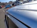 雹の為ルーフサイドに凹みがあります。