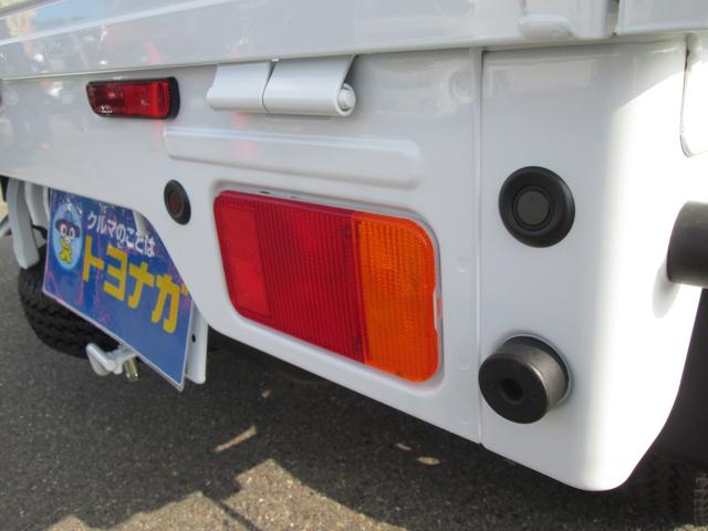 キャリイトラック 　４ＷＤ　ぬかるみ脱出アシスト　誤発進抑制機能　後方誤発進抑制機能　ハイビームアシスト　Ｗエアバッグ　アイドリングストップキーレスエントリー　パワーウィンドウ　パワーステアリング（17枚目）