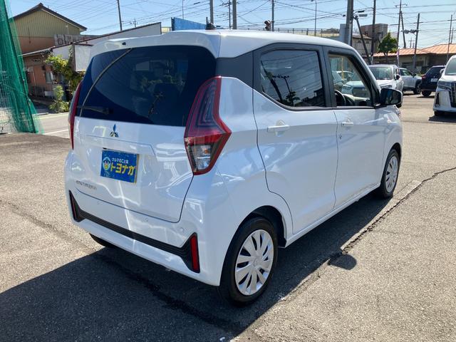 ｅＫワゴン Ｇ　被害軽減ブレーキ　オートエアコン　キーフリーシステム　両側シートヒーター　フロント　リアセンサー　プッシュスタート　オートライトシステム　ステアリングスイッチ　雹凹（4枚目）
