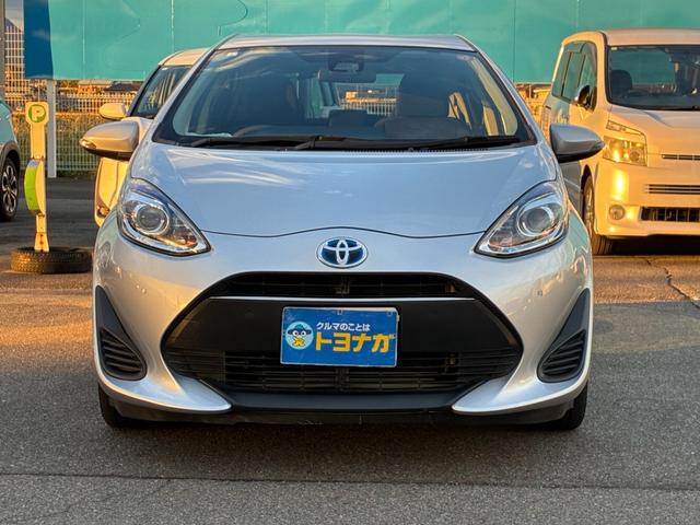 アクア Sスタイルブラック 純正ナビ TV Bluetooth コーナーセンサー LEDヘッドライト ビルトインETC スマートキー フロアマット ドアバイザー ステアリングスイッチ(2枚目)