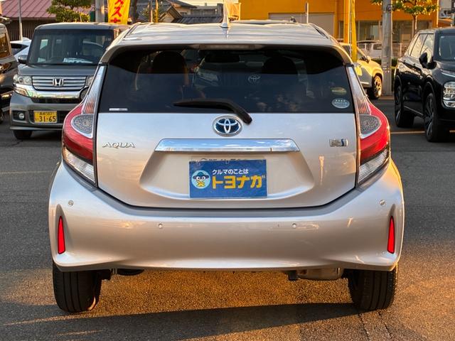 アクア Sスタイルブラック 純正ナビ TV Bluetooth コーナーセンサー LEDヘッドライト ビルトインETC スマートキー フロアマット ドアバイザー ステアリングスイッチ(5枚目)