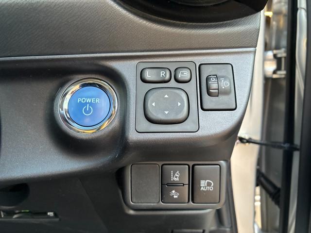 アクア Sスタイルブラック 純正ナビ TV Bluetooth コーナーセンサー LEDヘッドライト ビルトインETC スマートキー フロアマット ドアバイザー ステアリングスイッチ(13枚目)