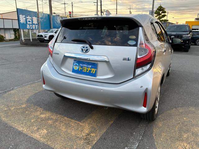 アクア Sスタイルブラック 純正ナビ TV Bluetooth コーナーセンサー LEDヘッドライト ビルトインETC スマートキー フロアマット ドアバイザー ステアリングスイッチ(42枚目)