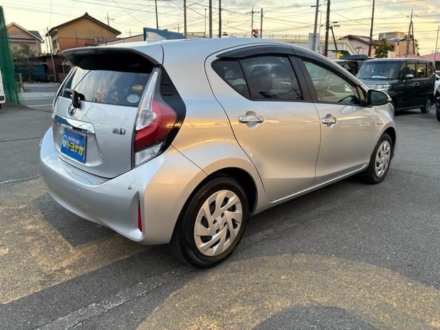 アクア Sスタイルブラック 純正ナビ TV Bluetooth コーナーセンサー LEDヘッドライト ビルトインETC スマートキー フロアマット ドアバイザー ステアリングスイッチ(45枚目)