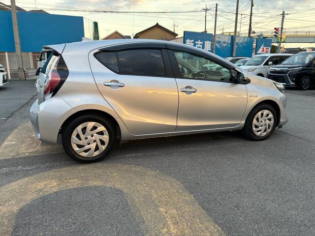 アクア Sスタイルブラック 純正ナビ TV Bluetooth コーナーセンサー LEDヘッドライト ビルトインETC スマートキー フロアマット ドアバイザー ステアリングスイッチ(49枚目)