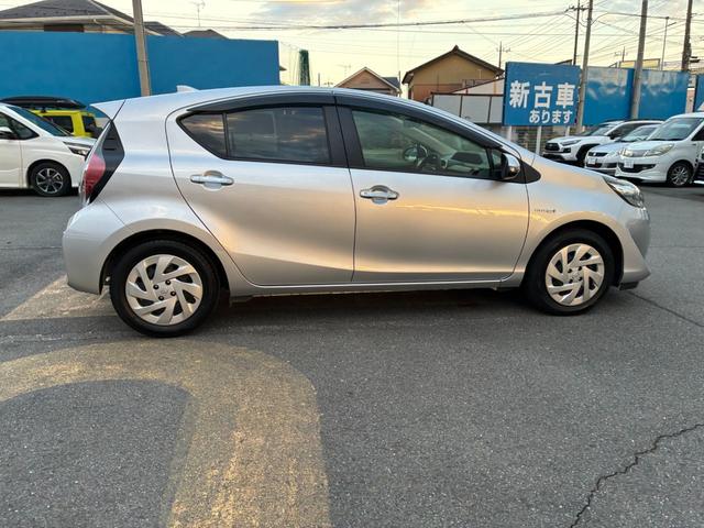 アクア Sスタイルブラック 純正ナビ TV Bluetooth コーナーセンサー LEDヘッドライト ビルトインETC スマートキー フロアマット ドアバイザー ステアリングスイッチ(51枚目)