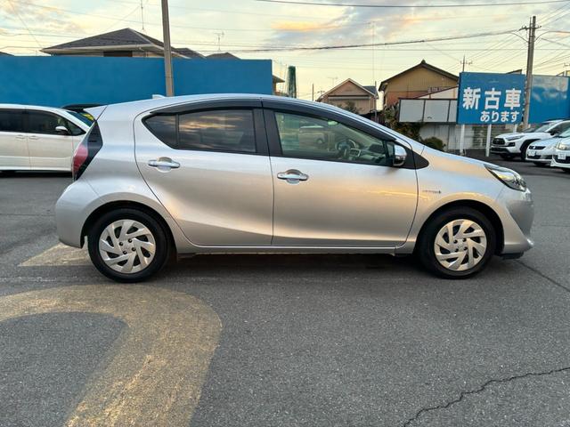 アクア Sスタイルブラック 純正ナビ TV Bluetooth コーナーセンサー LEDヘッドライト ビルトインETC スマートキー フロアマット ドアバイザー ステアリングスイッチ(52枚目)