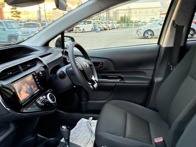 アクア Sスタイルブラック 純正ナビ TV Bluetooth コーナーセンサー LEDヘッドライト ビルトインETC スマートキー フロアマット ドアバイザー ステアリングスイッチ(57枚目)