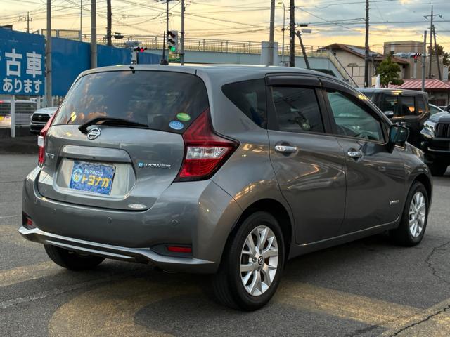 ノート e-パワー X 純正ナビ フルセグTV Bluetooth アラウンドビューモニター ドライブレコーダー コーナーセンサー ETC LEDヘッドライト フォグランプ アルミホイール フロアマット ドアバイザー(4枚目)