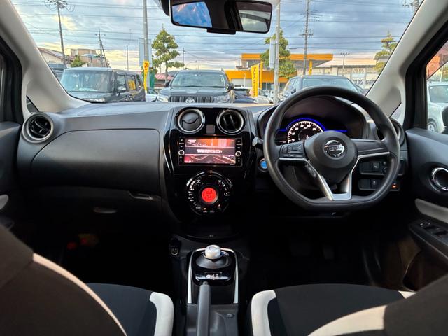 ノート e-パワー X 純正ナビ フルセグTV Bluetooth アラウンドビューモニター ドライブレコーダー コーナーセンサー ETC LEDヘッドライト フォグランプ アルミホイール フロアマット ドアバイザー(7枚目)