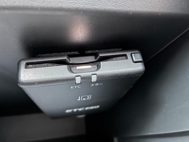 ノート e-パワー X 純正ナビ フルセグTV Bluetooth アラウンドビューモニター ドライブレコーダー コーナーセンサー ETC LEDヘッドライト フォグランプ アルミホイール フロアマット ドアバイザー(16枚目)