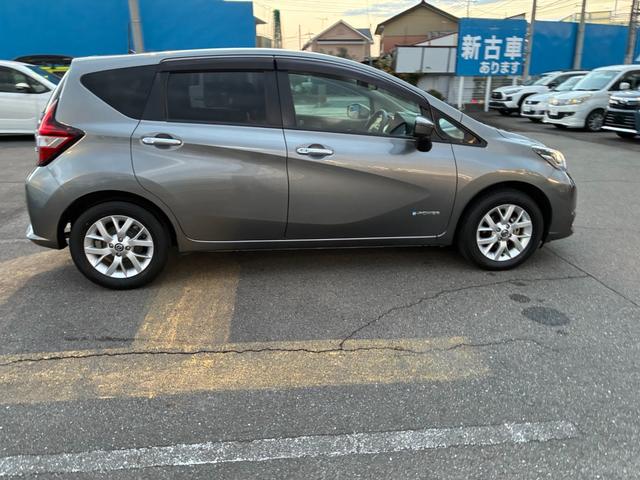 ノート e-パワー X 純正ナビ フルセグTV Bluetooth アラウンドビューモニター ドライブレコーダー コーナーセンサー ETC LEDヘッドライト フォグランプ アルミホイール フロアマット ドアバイザー(54枚目)