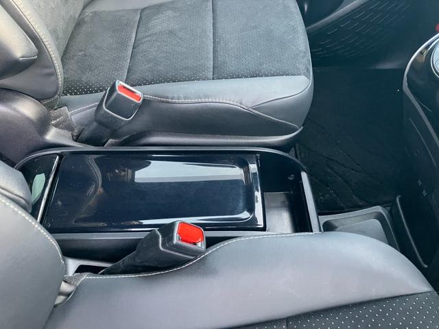 ★アクセスは、関越自動車道前橋ＩＣから約１５分！料金所過ぎて出口左側、高崎、長野方面へ、そのまま直進、緑町交差点を右折して歩道橋のある交差点の右角です！最寄駅はＪＲ高崎問屋駅となります！