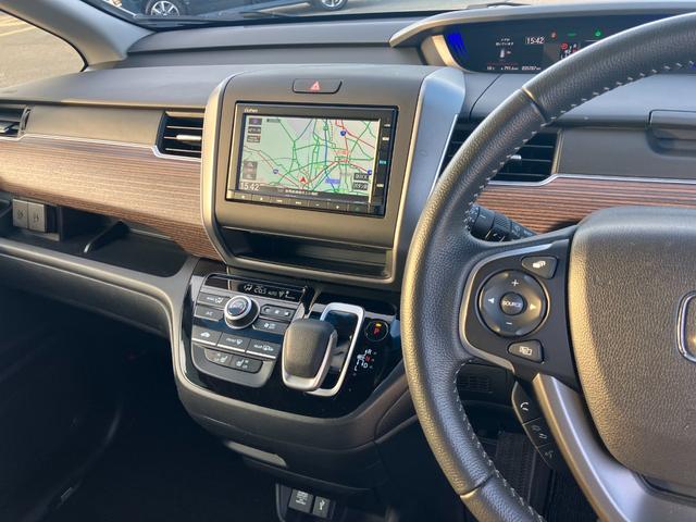 フリードハイブリッド ハイブリッド・クロスター 4WD 純正インターナビ バックカメラ 両側パワースライドドア アクティブコーナーライト 前後ドラレコ ビルトインETC ヒーター付きコンビシート LEDオートライト 雹凹(23枚目)