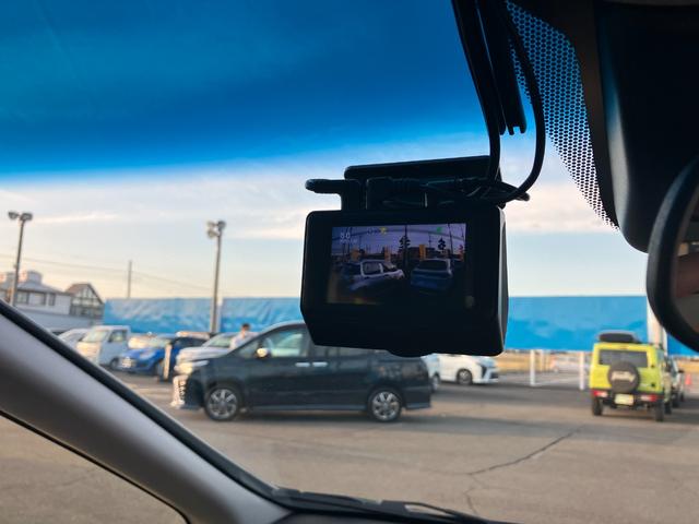 フリードハイブリッド ハイブリッド・クロスター 4WD 純正インターナビ バックカメラ 両側パワースライドドア アクティブコーナーライト 前後ドラレコ ビルトインETC ヒーター付きコンビシート LEDオートライト 雹凹(31枚目)