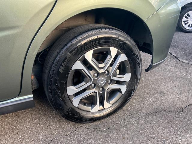 フリードハイブリッド ハイブリッド・クロスター 4WD 純正インターナビ バックカメラ 両側パワースライドドア アクティブコーナーライト 前後ドラレコ ビルトインETC ヒーター付きコンビシート LEDオートライト 雹凹(60枚目)