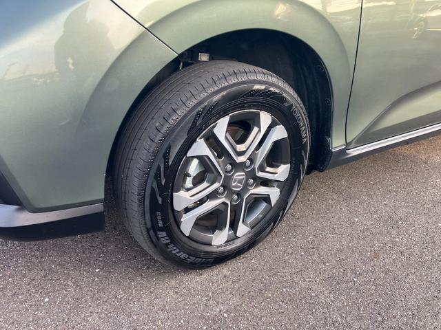 フリードハイブリッド ハイブリッド・クロスター 4WD 純正インターナビ バックカメラ 両側パワースライドドア アクティブコーナーライト 前後ドラレコ ビルトインETC ヒーター付きコンビシート LEDオートライト 雹凹(61枚目)