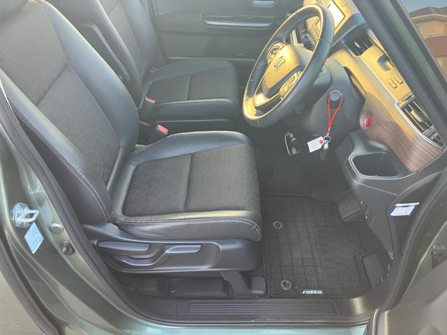 フリードハイブリッド ハイブリッド・クロスター 4WD 純正インターナビ バックカメラ 両側パワースライドドア アクティブコーナーライト 前後ドラレコ ビルトインETC ヒーター付きコンビシート LEDオートライト 雹凹(65枚目)