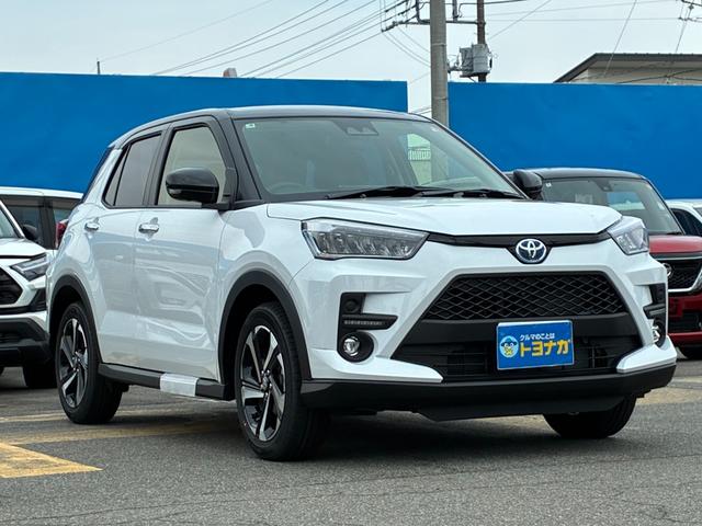 ライズ Ｚ　ハイブリッドＺ　パノラミックビューパッケージ　９インチディスプレイオーディオ　フルセグＴＶ　ブラインドスポットモニター　アクセサリーコンセントＡＣ１００Ｖ　フロアマット（3枚目）