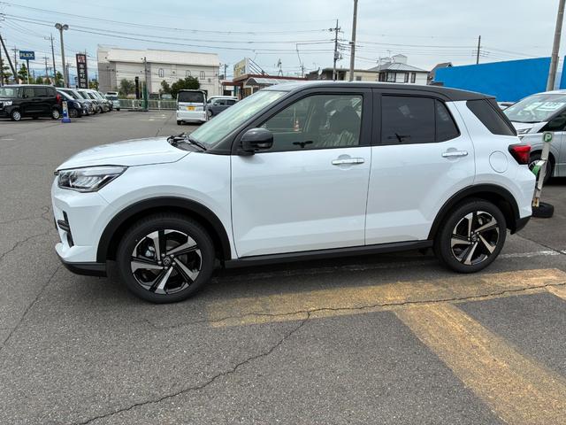 ライズ Ｚ　ハイブリッドＺ　パノラミックビューパッケージ　９インチディスプレイオーディオ　フルセグＴＶ　ブラインドスポットモニター　アクセサリーコンセントＡＣ１００Ｖ　フロアマット（26枚目）