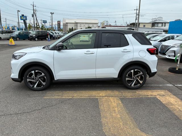 ライズ Ｚ　ハイブリッドＺ　パノラミックビューパッケージ　９インチディスプレイオーディオ　フルセグＴＶ　ブラインドスポットモニター　アクセサリーコンセントＡＣ１００Ｖ　フロアマット（29枚目）