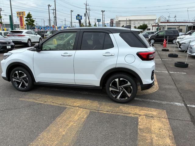 ライズ Ｚ　ハイブリッドＺ　パノラミックビューパッケージ　９インチディスプレイオーディオ　フルセグＴＶ　ブラインドスポットモニター　アクセサリーコンセントＡＣ１００Ｖ　フロアマット（32枚目）