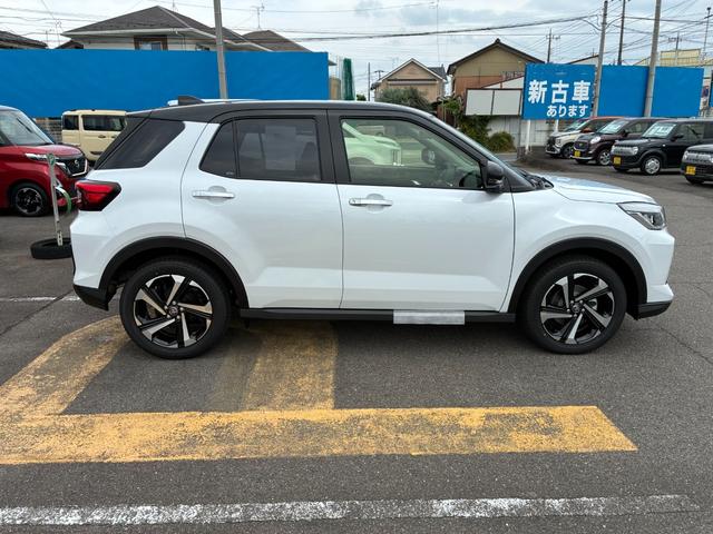 ライズ Ｚ　ハイブリッドＺ　パノラミックビューパッケージ　９インチディスプレイオーディオ　フルセグＴＶ　ブラインドスポットモニター　アクセサリーコンセントＡＣ１００Ｖ　フロアマット（49枚目）