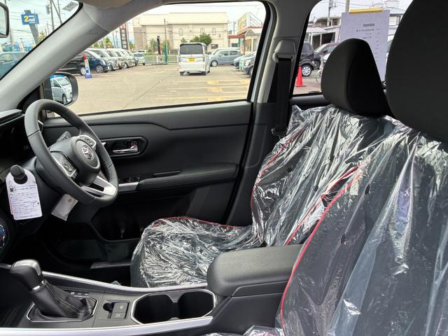 ライズ Ｚ　ハイブリッドＺ　パノラミックビューパッケージ　９インチディスプレイオーディオ　フルセグＴＶ　ブラインドスポットモニター　アクセサリーコンセントＡＣ１００Ｖ　フロアマット（53枚目）