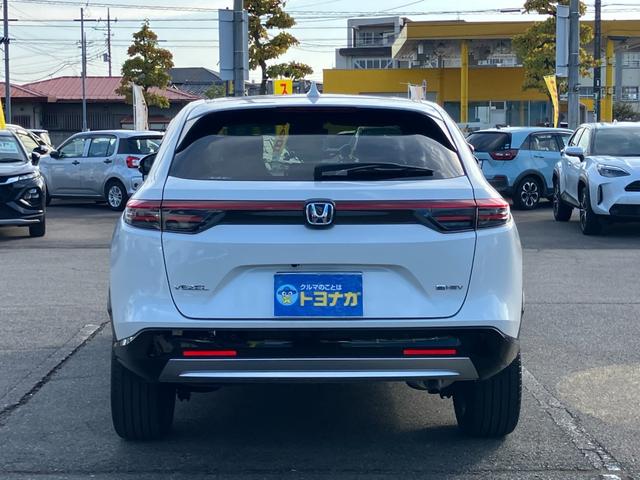 ヴェゼル ｅ：ＨＥＶ　Ｚ　ホンダコネクトディスプレイ　ナビ　フルセグＴＶ　バックカメラ　ホンダセンシング　ＬＥＤオートライト　パーキングソナー　パワーバックドア　ステアリングヒーター　シートヒーター　　クルーズコントロール（5枚目）