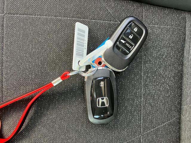 ヴェゼル ｅ：ＨＥＶ　Ｚ　ホンダコネクトディスプレイ　ナビ　フルセグＴＶ　バックカメラ　ホンダセンシング　ＬＥＤオートライト　パーキングソナー　パワーバックドア　ステアリングヒーター　シートヒーター　　クルーズコントロール（28枚目）