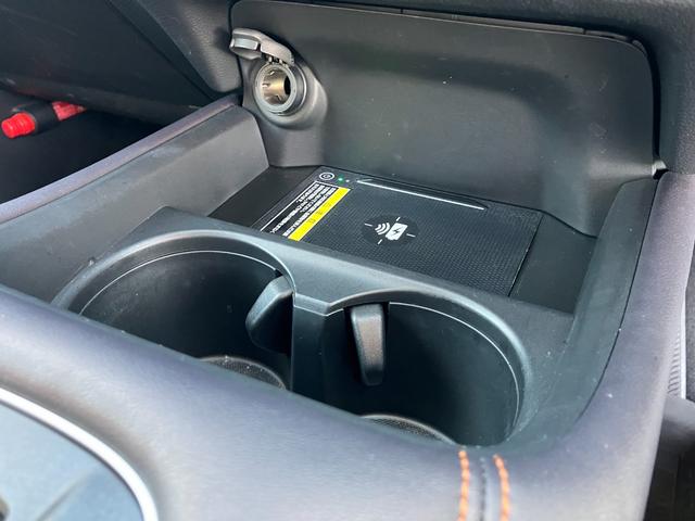 ＺＲ－Ｖ ｅ：ＨＥＶ　Ｚ　純正コネクトディスプレイ　ナビ　フルセグＴＶ　マルチビューカメラ　ＥＴＣ２．０　シートヒーター　ＢＯＳＥサウンドシステム　　ハンズフリーパワーバックドア（19枚目）