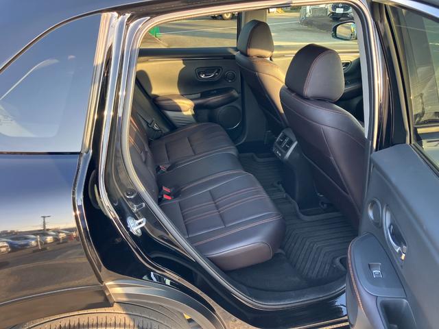 ＺＲ－Ｖ ｅ：ＨＥＶ　Ｚ　純正コネクトディスプレイ　ナビ　フルセグＴＶ　マルチビューカメラ　ＥＴＣ２．０　シートヒーター　ＢＯＳＥサウンドシステム　　ハンズフリーパワーバックドア（24枚目）