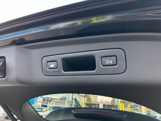 ＺＲ－Ｖ ｅ：ＨＥＶ　Ｚ　純正コネクトディスプレイ　ナビ　フルセグＴＶ　マルチビューカメラ　ＥＴＣ２．０　シートヒーター　ＢＯＳＥサウンドシステム　　ハンズフリーパワーバックドア（61枚目）