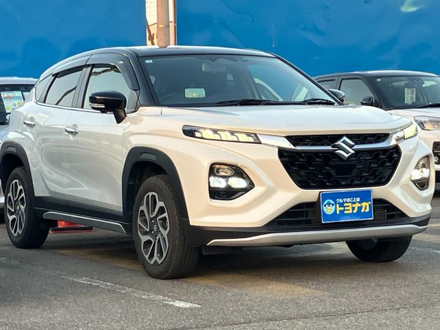 フロンクス ベースグレード　４ＷＤ　９インチナビ　全方位カメラ　フルセグＴＶ　前後ドラレコ　ＥＴＣ　電動パーキングブレーキ　ブレーキホールド　ワイヤレス充電器　シートヒーター＆リヤヒーターダクト　ＬＥＤヘッドライト（3枚目）