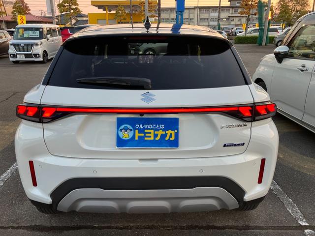 フロンクス ベースグレード　４ＷＤ　９インチナビ　全方位カメラ　フルセグＴＶ　前後ドラレコ　ＥＴＣ　電動パーキングブレーキ　ブレーキホールド　ワイヤレス充電器　シートヒーター＆リヤヒーターダクト　ＬＥＤヘッドライト（5枚目）