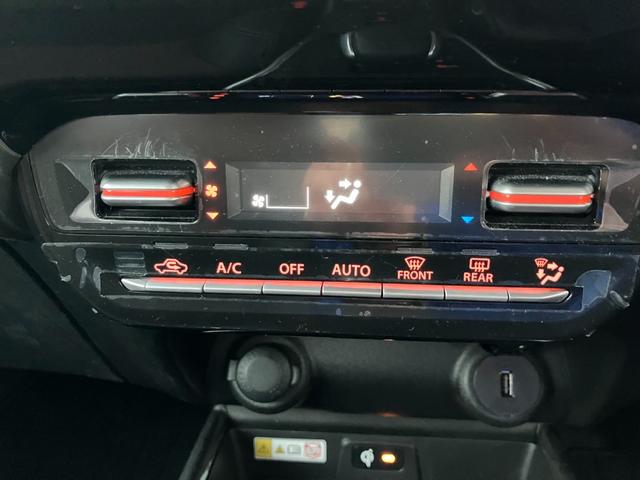 フロンクス ベースグレード　４ＷＤ　９インチナビ　全方位カメラ　フルセグＴＶ　前後ドラレコ　ＥＴＣ　電動パーキングブレーキ　ブレーキホールド　ワイヤレス充電器　シートヒーター＆リヤヒーターダクト　ＬＥＤヘッドライト（10枚目）