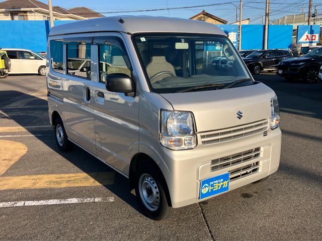 エブリイ ＰＡリミテッド　タイヤ新品　５速マニュアル　パートタイム４ＷＤ　両側スライドドア　キーレスエントリー　パワーウィンドウ　ワンオーナー　ＡＢＳ　ＳＲＳエアバッグ　オーバーヘッドシェルフ（3枚目）