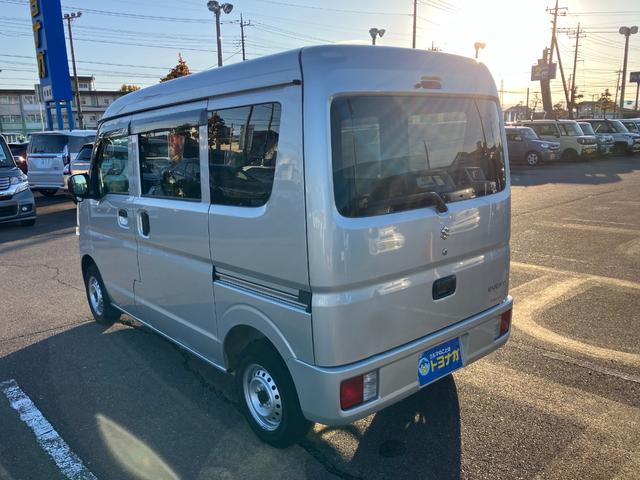 エブリイ ＰＡリミテッド　タイヤ新品　５速マニュアル　パートタイム４ＷＤ　両側スライドドア　キーレスエントリー　パワーウィンドウ　ワンオーナー　ＡＢＳ　ＳＲＳエアバッグ　オーバーヘッドシェルフ（59枚目）