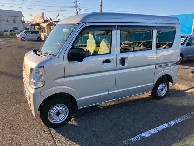 エブリイ ＰＡリミテッド　タイヤ新品　５速マニュアル　パートタイム４ＷＤ　両側スライドドア　キーレスエントリー　パワーウィンドウ　ワンオーナー　ＡＢＳ　ＳＲＳエアバッグ　オーバーヘッドシェルフ（60枚目）