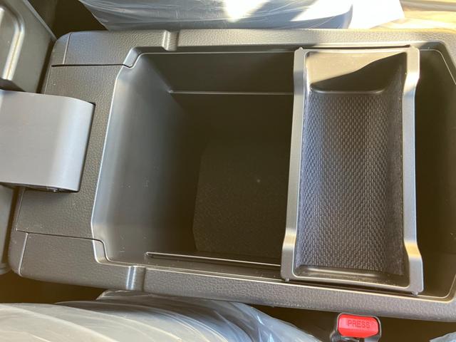 エクリプスクロスＰＨＥＶ Ｐ　４ＷＤ　スマートフォン連携ナビ　フルセグＴＶ　マルチアラウンドモニター　マイパイロット　ＬＥＤ　パワーシート　シートヒーター　ステアリングヒーター　クルーズコントロール　パワーバックドア　雹凹（23枚目）