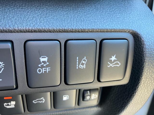 エクリプスクロスＰＨＥＶ Ｐ　４ＷＤ　スマートフォン連携ナビ　フルセグＴＶ　マルチアラウンドモニター　マイパイロット　ＬＥＤ　パワーシート　シートヒーター　ステアリングヒーター　クルーズコントロール　パワーバックドア　雹凹（33枚目）