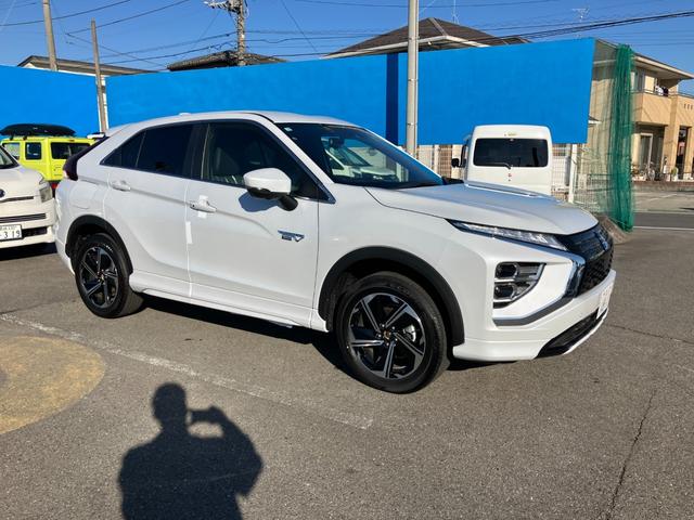 エクリプスクロスＰＨＥＶ Ｐ　４ＷＤ　スマートフォン連携ナビ　フルセグＴＶ　マルチアラウンドモニター　マイパイロット　ＬＥＤ　パワーシート　シートヒーター　ステアリングヒーター　クルーズコントロール　パワーバックドア　雹凹（59枚目）