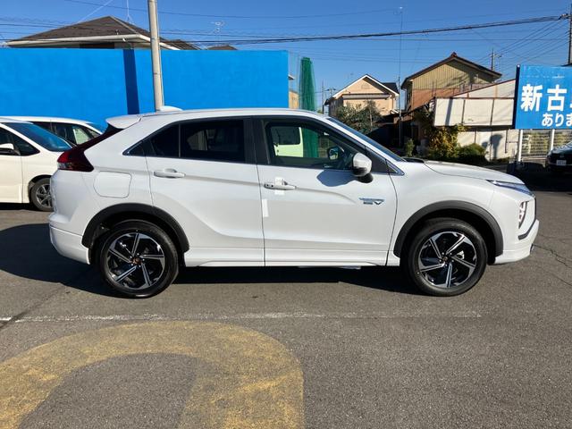 エクリプスクロスＰＨＥＶ Ｐ　４ＷＤ　スマートフォン連携ナビ　フルセグＴＶ　マルチアラウンドモニター　マイパイロット　ＬＥＤ　パワーシート　シートヒーター　ステアリングヒーター　クルーズコントロール　パワーバックドア　雹凹（60枚目）