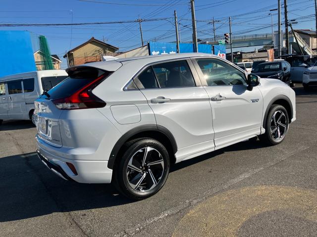 エクリプスクロスＰＨＥＶ Ｐ　４ＷＤ　スマートフォン連携ナビ　フルセグＴＶ　マルチアラウンドモニター　マイパイロット　ＬＥＤ　パワーシート　シートヒーター　ステアリングヒーター　クルーズコントロール　パワーバックドア　雹凹（61枚目）