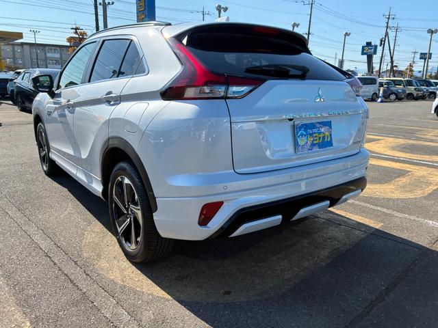 エクリプスクロスＰＨＥＶ Ｐ　４ＷＤ　ルーフレール　スマートフォン連携ナビ　フルセグＴＶ　マルチアラウンドモニター　マイパイロット　ＬＥＤ　Ｐシート　前席後席シートヒーター　ステアリングヒーター　　パワーバックドア　雹凹（53枚目）