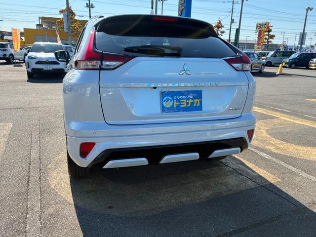 エクリプスクロスＰＨＥＶ Ｐ　４ＷＤ　ルーフレール　スマートフォン連携ナビ　フルセグＴＶ　マルチアラウンドモニター　マイパイロット　ＬＥＤ　Ｐシート　前席後席シートヒーター　ステアリングヒーター　　パワーバックドア　雹凹（55枚目）
