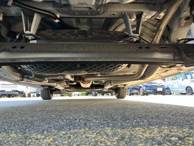 ムーヴキャンバス セオリーＧ　ナビ　フルセグＴＶ　バックカメラ　両側パワースライドドア　ＬＥＤオートライト　フォグランプ　コーナーセンサー　シートヒーター　フロアマット　ドアバイザー　ステアリングスイッチ　　雹凹（28枚目）