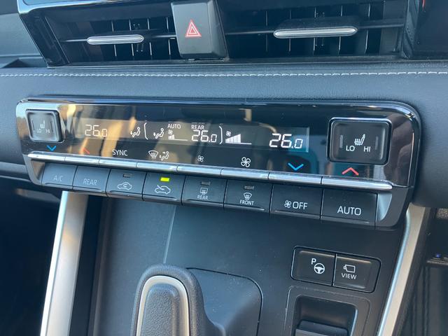 ノア ハイブリッドＳ－Ｚ　タイヤ新品　アドバンストパーク　パノラミックビュー　デジタルインナーミラー　１０．５インチコネクトナビ　カラーＨＵＤ　１４インチリヤモニター　２．０ＥＴＣ　ＣＤ／ＤＶＤ再生　前後ドラレコ　１オーナー（14枚目）