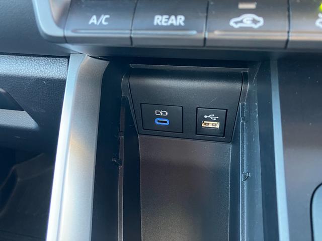 ノア ハイブリッドＳ－Ｚ　タイヤ新品　アドバンストパーク　パノラミックビュー　デジタルインナーミラー　１０．５インチコネクトナビ　カラーＨＵＤ　１４インチリヤモニター　２．０ＥＴＣ　ＣＤ／ＤＶＤ再生　前後ドラレコ　１オーナー（17枚目）